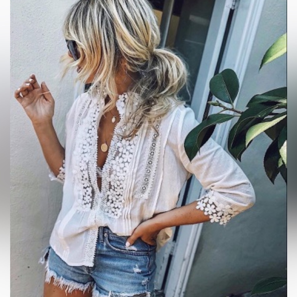 POL Sweet Mary Crochet Lace Top - Ivory - Small